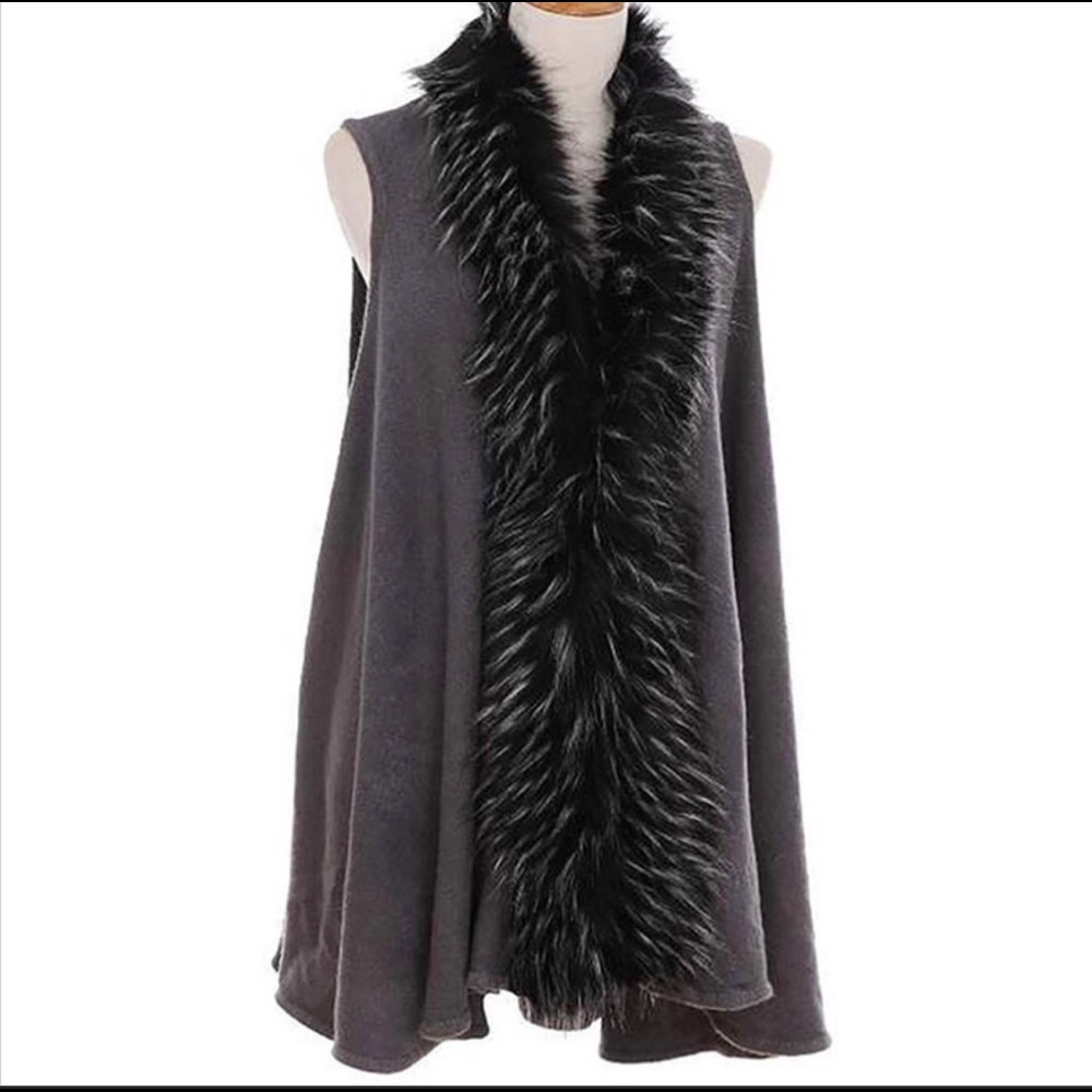 COPY - NWT!!!!! FAUX FUR VESTS